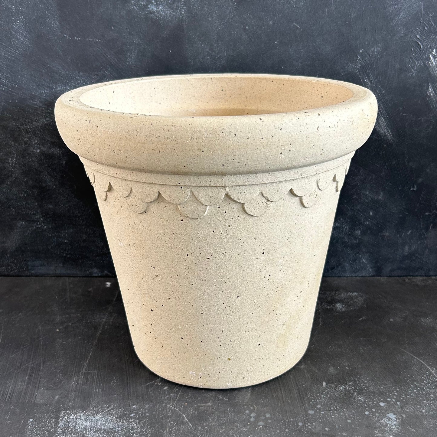 Castle Pot by Nipots 26cm - LOCAL PICKUP ONLY