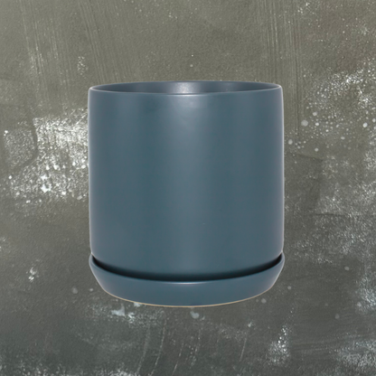 Oslo Plant Pot with Saucer - Large