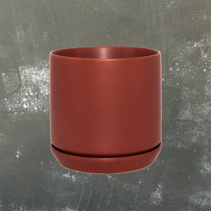 Oslo Plant Pot with Saucer - Medium