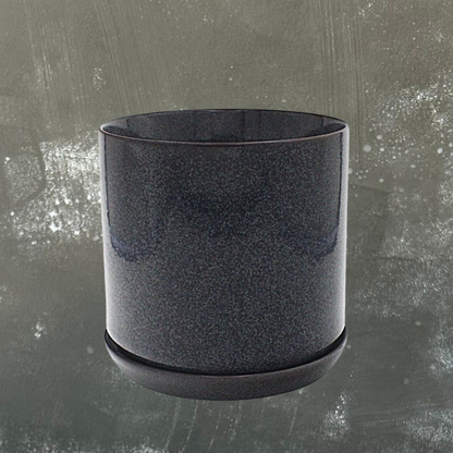Oslo Plant Pot with Saucer - Large